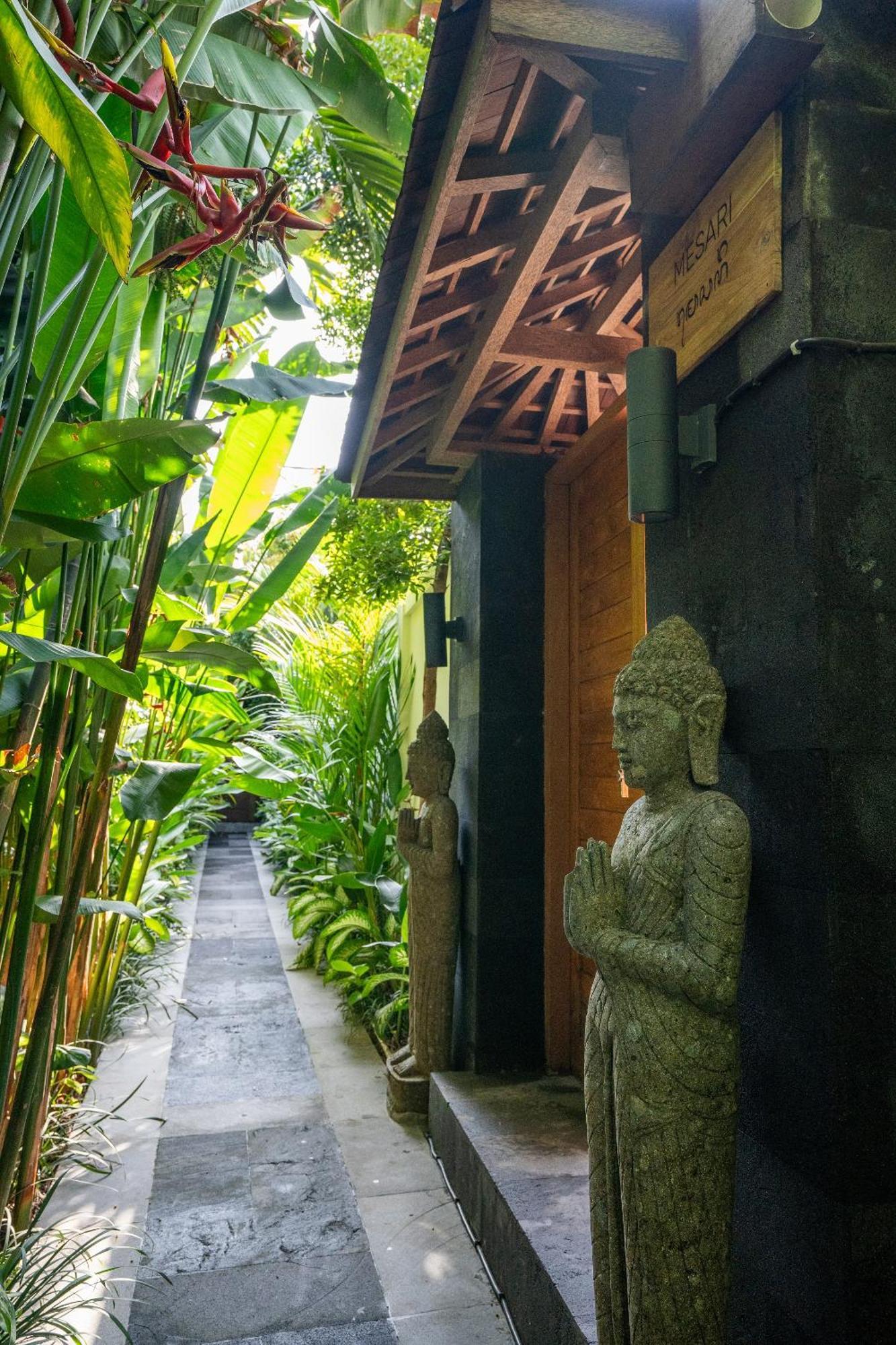 The Gardens Seminyak Hotel Exterior foto